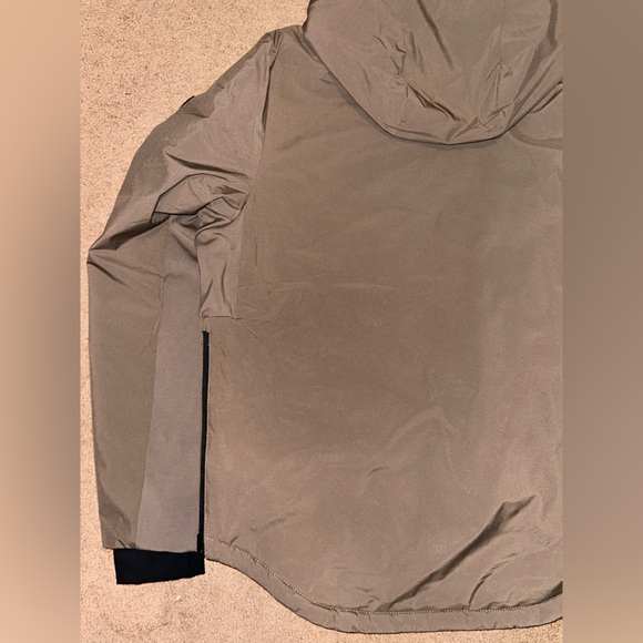 Abercrombie & Fitch Men’s Puffer YPB Jacket - Picture 11 of 16